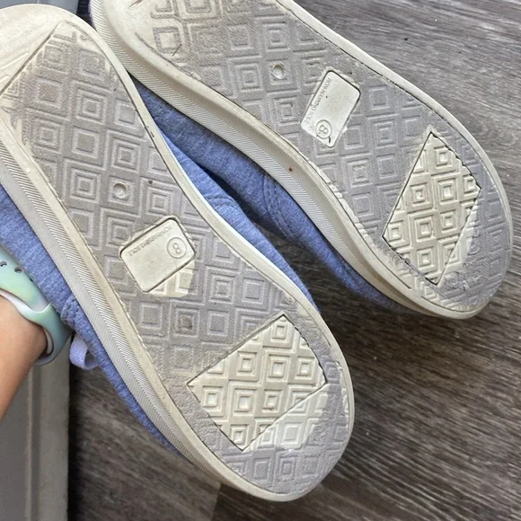 Gray and white flat sneakers shoes - Picture 6 of 17